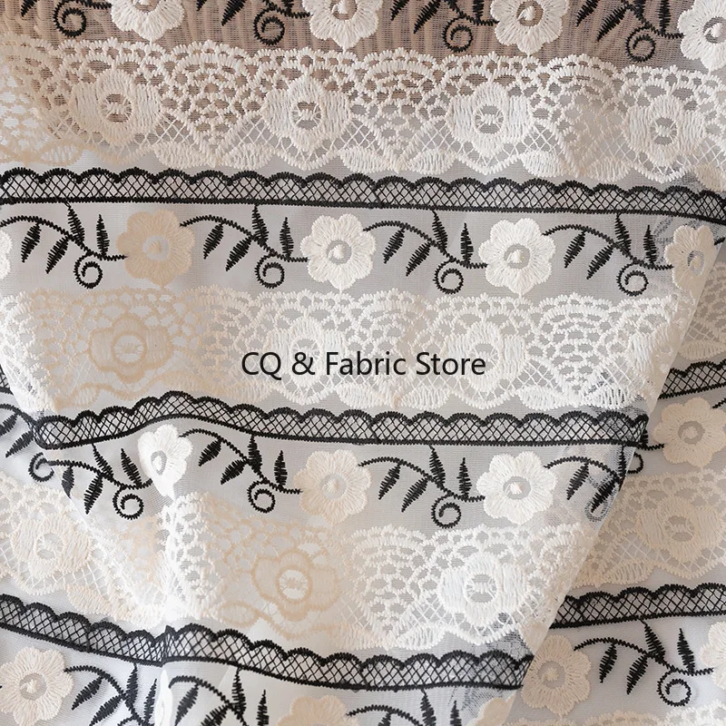 

Fashionable Heart Shape Flower Embroidery Lace Fabric With Milk Silk Thread For Dress By The Yard