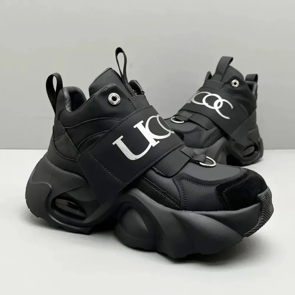 2025 أحذية رياضية رجالية سميكة سوليد عصرية ومتعددة الاستخدامات عصرية على طراز الشارع أحذية رجالية كاجوال