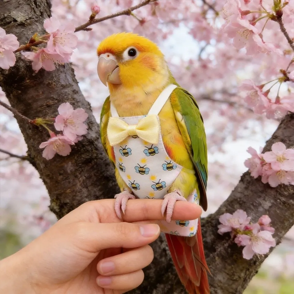 Cute Adjustable Pet Parrot Diaper Cartoon Animal Pattern Bowtie Bird Flight Suits Breathable Bird Nappy Travel
