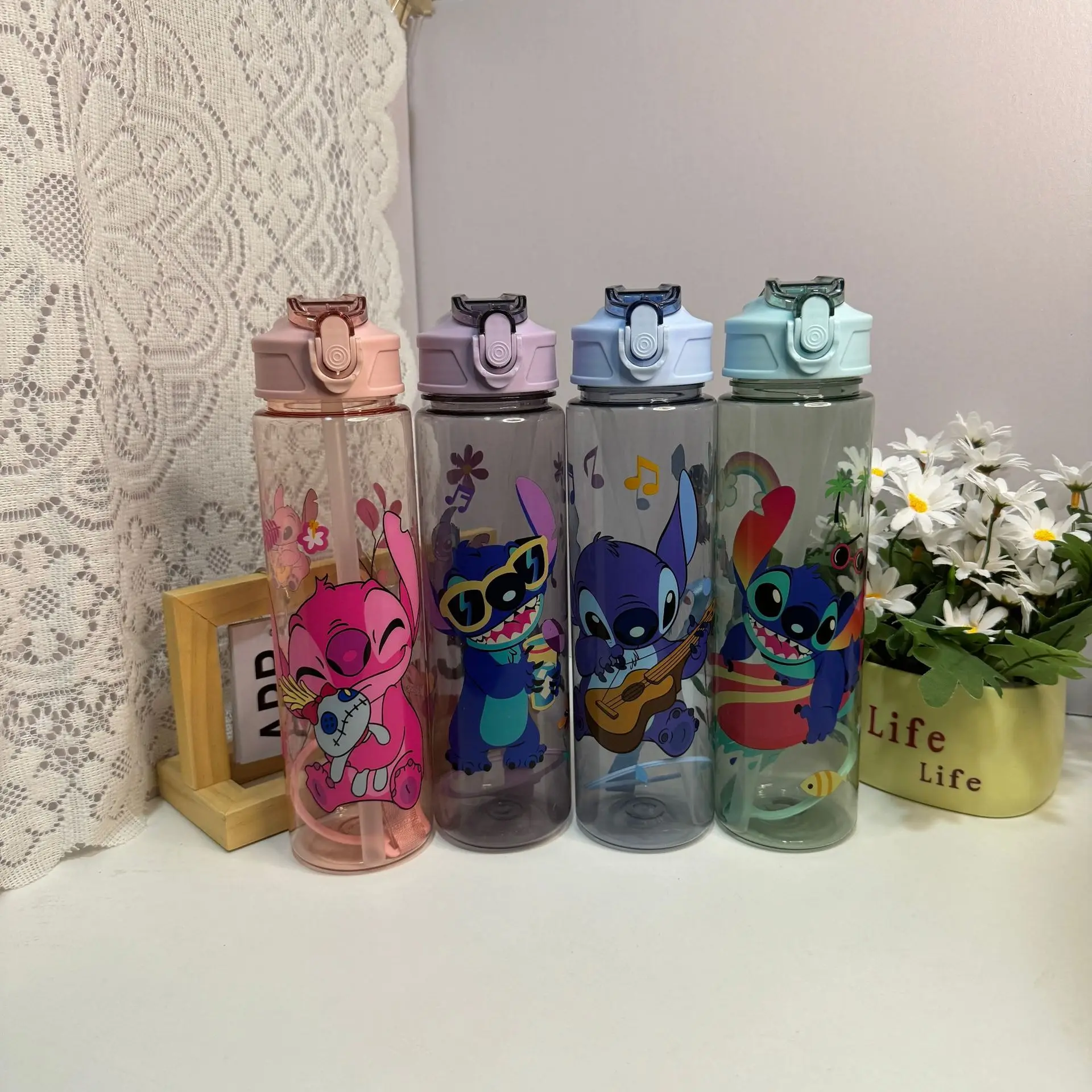 

Standard 800ml transparent medium cup with rope straw drop resistant high temperature resistant bounce cap water cup