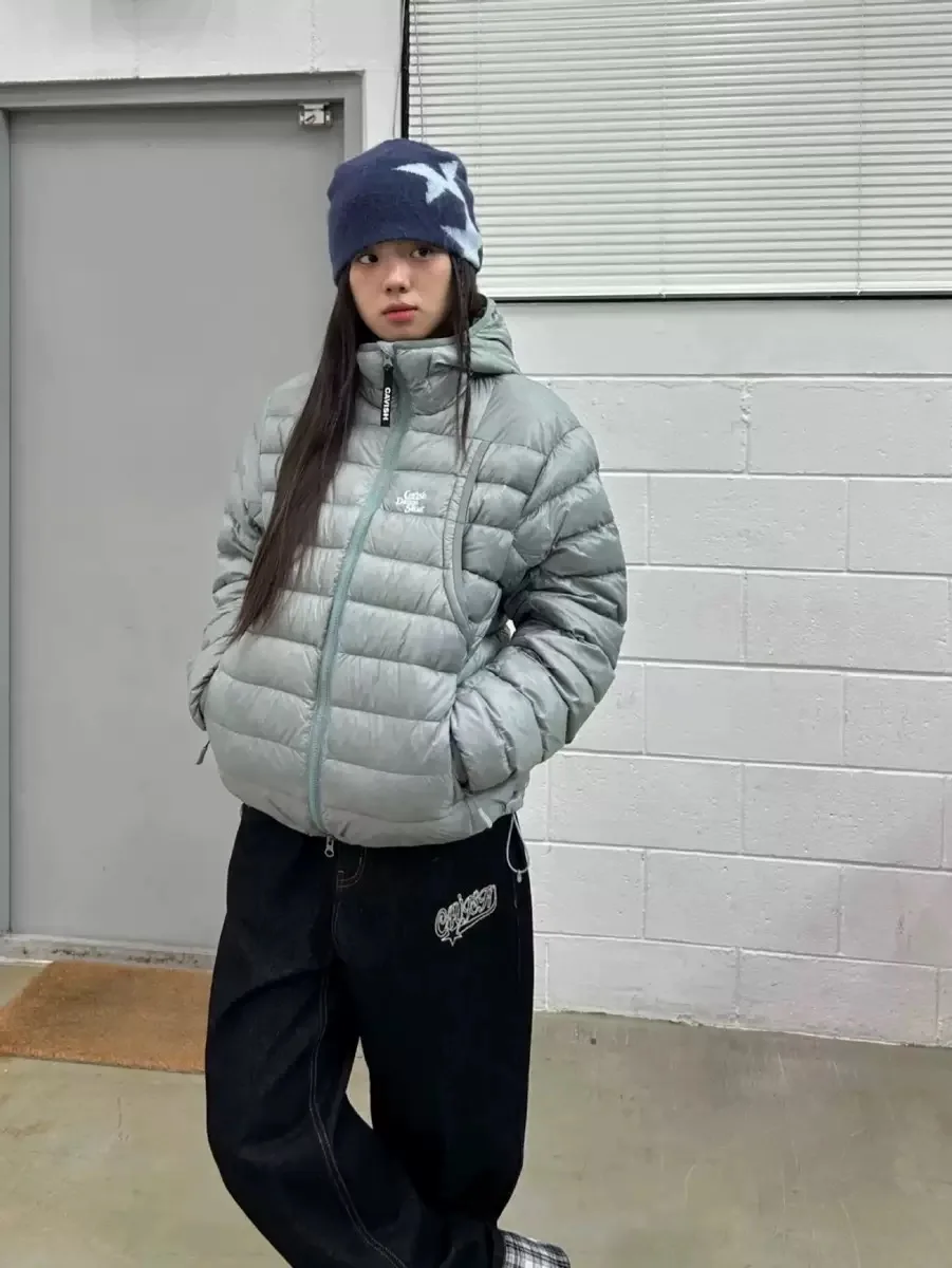 

Зимняя новинка PREON: легкая женская куртка с капюшоном, 90% пух, яркие цвета, теплая, для повседневной носки, прямой крой, длинный рукав, на молнии