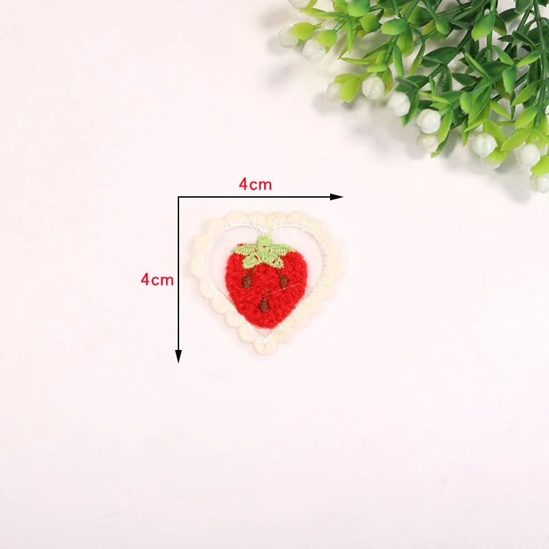 Cute Mini Hollow Mesh Love Fruit Patches, Bordados Headwear Roupas DIY, Suprimentos de costura, Lace Fabric Stickers, 10Pcs