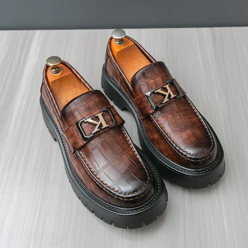 New Platform Men Shoes Slip on Dress Shoes Thick Bottom Loafers Breathable All-match Flats Man Casual Leather Driving Shoes
