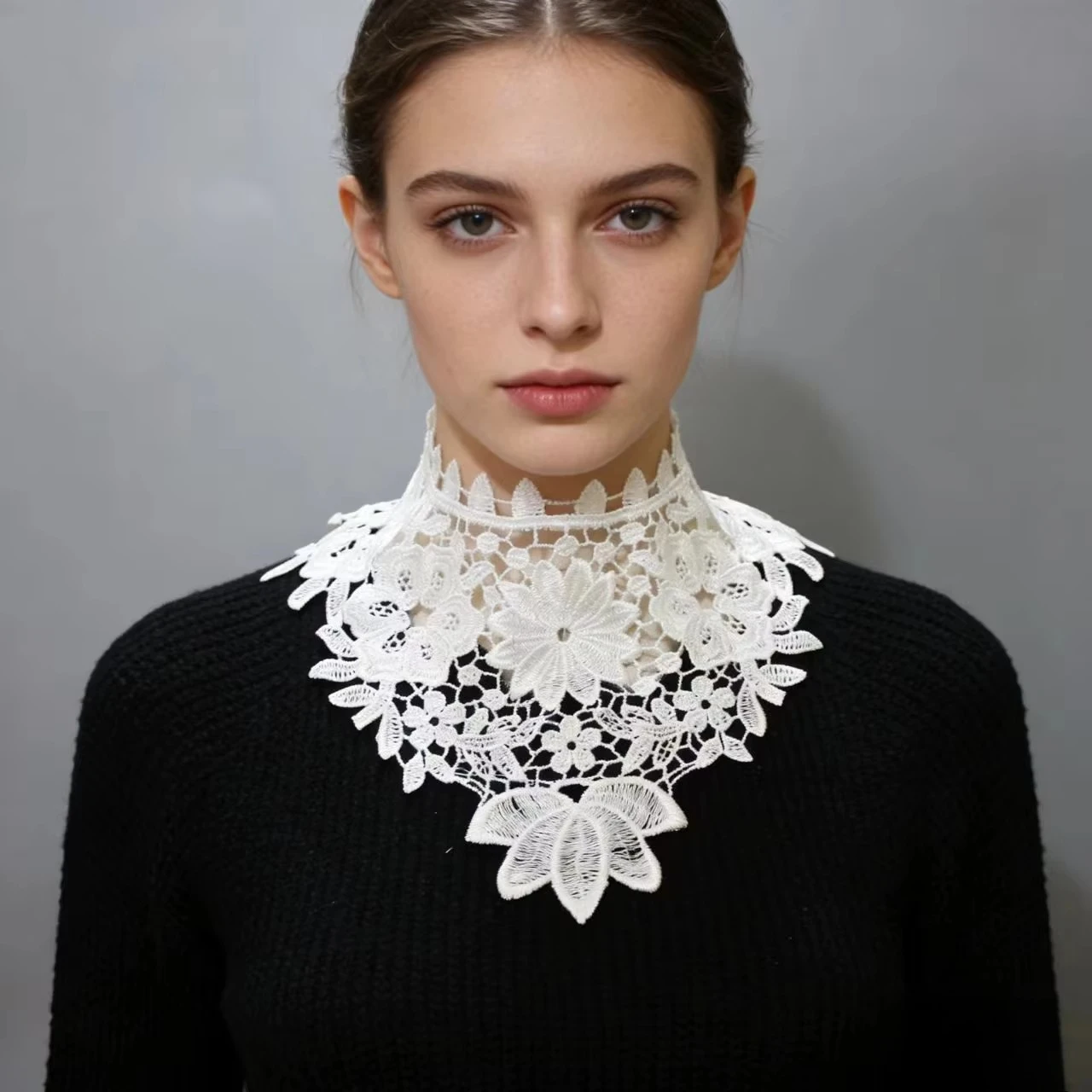 Decorative Womans' Collar Hollow Lace Pattern Solid Color Elegant Photo Shoot Stage Fake Ladies Collar High-neck Buttons Girl's