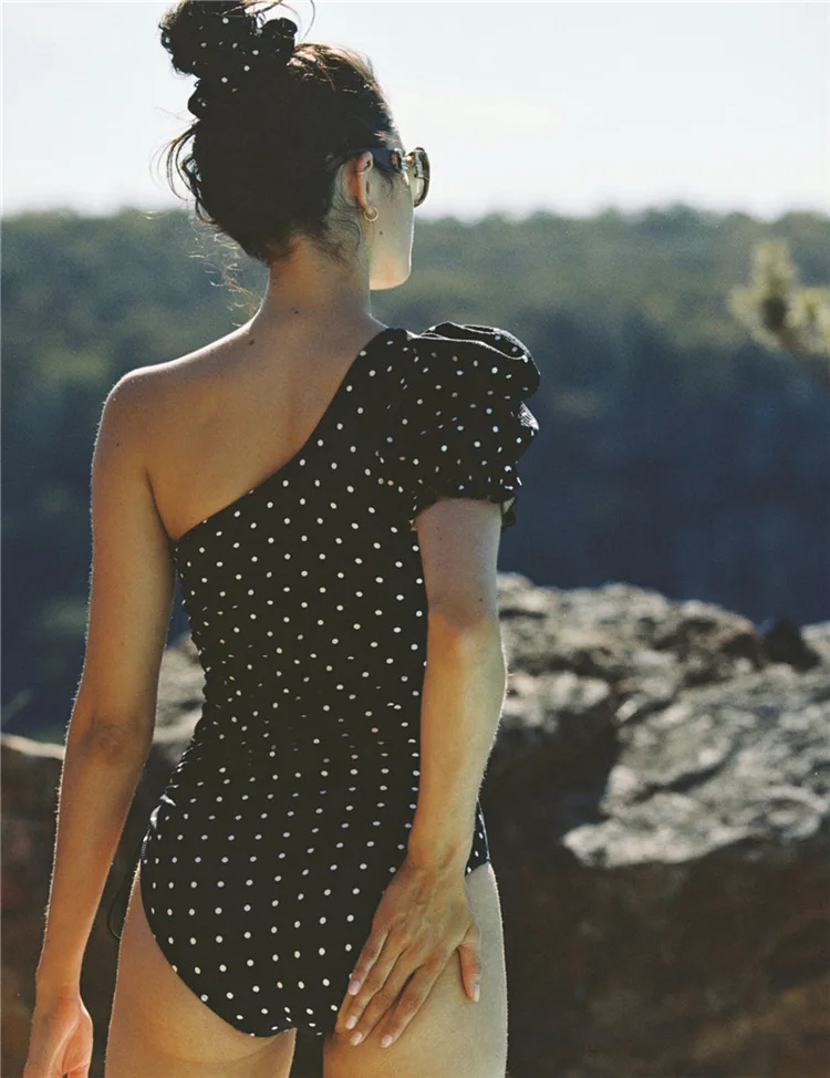 Korean Polka Dot Swimwear Female Summer One Piece Swimsuit Women Monokini One Shoulder Bathing Suit Bodysuit 2024 Beach Wear
