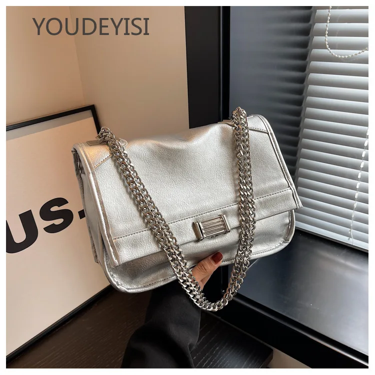 

YOUDEYISI Burst Pattern Chain Bag: Women's Bag Simple Niche, Glossy Messenger Small Square Trendy Bag