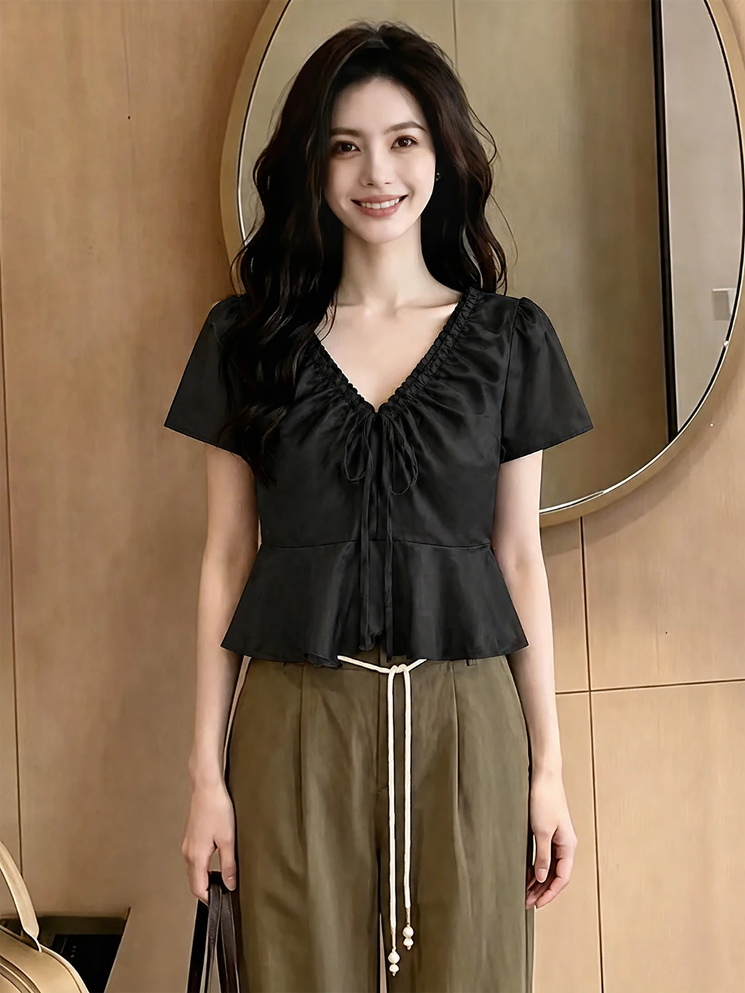 

Chic V-Neck Bow-Tie Shirt Women's Commute Slimming Short Sleeve Top Korean Style Straight Cut Silk Blend Summer New Arrival