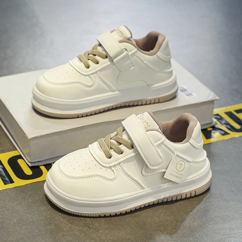 Sneakers per bambini modelli quattro stagioni scarpe da tavola Beige per ragazzi e ragazze scarpe Casual per bambini con fondo morbido antiscivolo