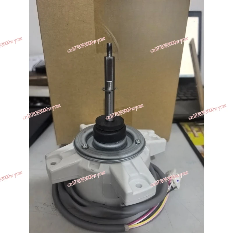 محرك مروحة خارجي لتكييف الهواء المركزي ICF - 140-63-2 R (A)