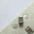 0805 100 100 ohms, with an accuracy of 5% 0805