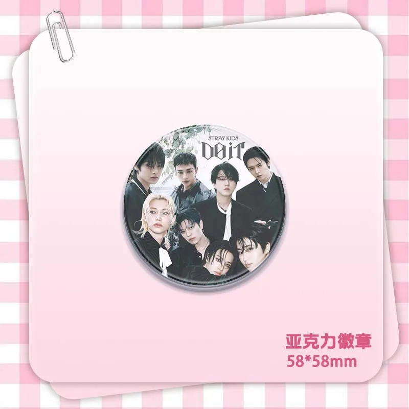 58 مللي متر شريط جديد الضالة الاطفال شارة أكريليك "DO IT" ألبوم جديد فانغ يمكن هان التعبئة والتغليف الديكور Skzoo ستار المحيطة #4