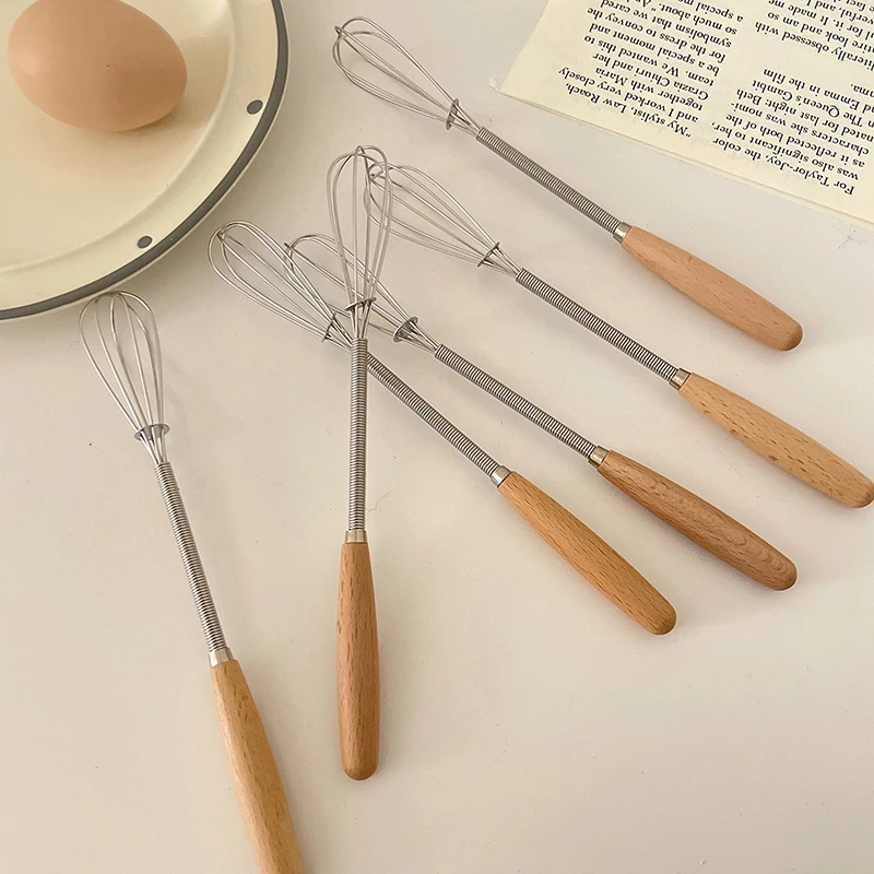 Frusta per uova in acciaio inossidabile Frusta Manico in legno Frullino per le uova a mano da cucina Gadget Utensili da cucina Accessori per la cottura