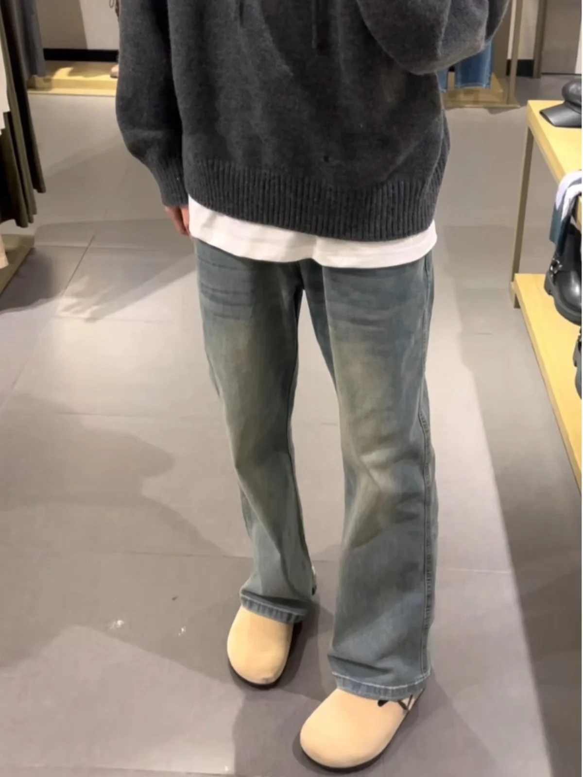 

American Style Men's Retro Blue Washed Fleece Lined Slim Straight Leg Jeans High Waist Bell Bottom Long Trousers