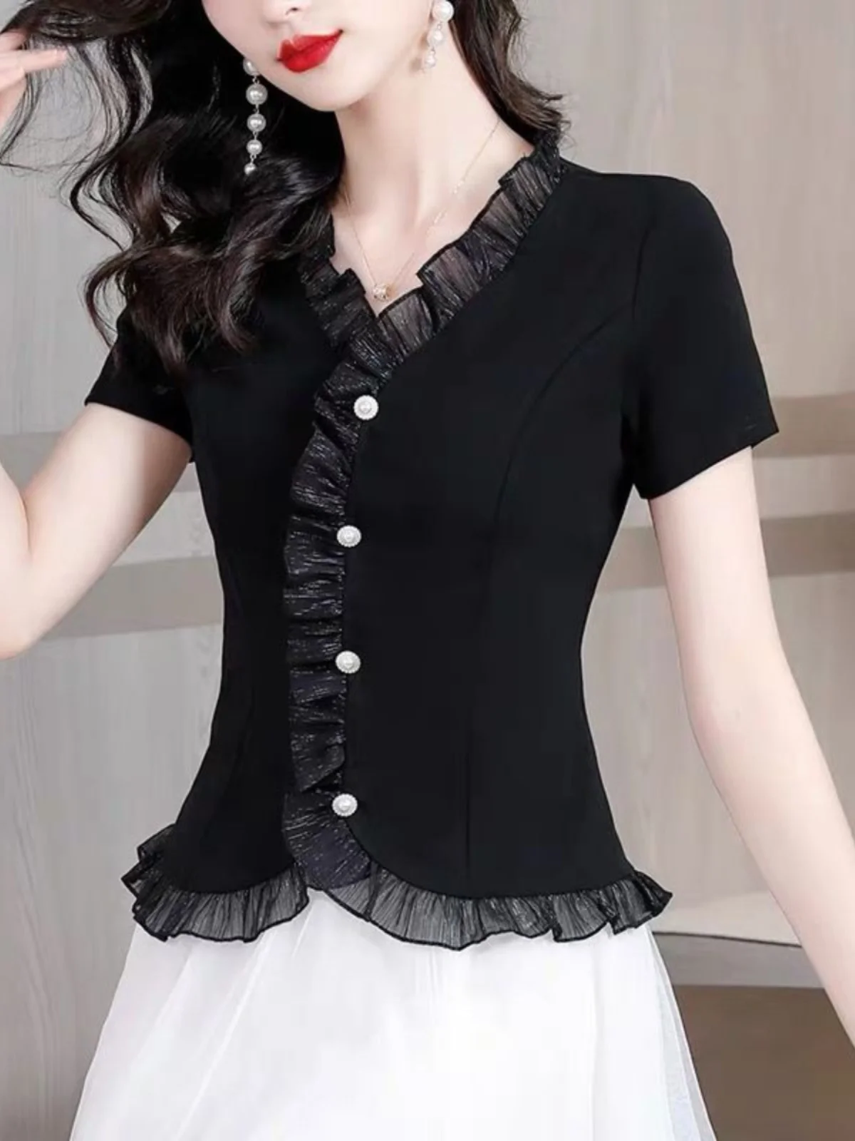 

Slim Fit Cotton Shirt Women's Summer Fashion Short Sleeve V-Neck Top Elegant Hemline Versatile Style Age-Defying Trendy Look