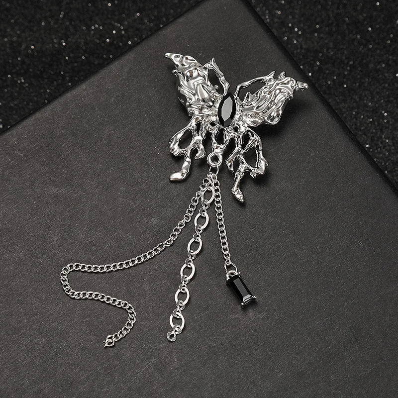 Metal Chain Brooch Tassel Butterfly Pendant Brooch for Women Men Couple Overcoat Suit Shirt Lapel Pin Clothing Accessory Jewelry