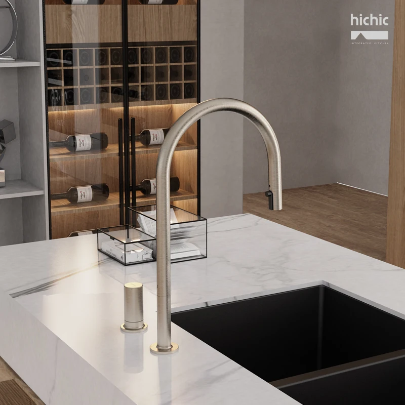 Drawable kitchen faucet with classic design, rotatable pull-out split switch faucet