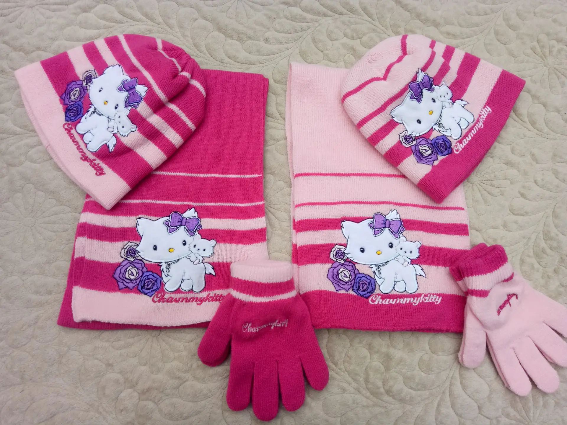 Miniso 品質かわいい女の子秋と冬の帽子スカーフ手袋 3 点セット Charmmy kitty