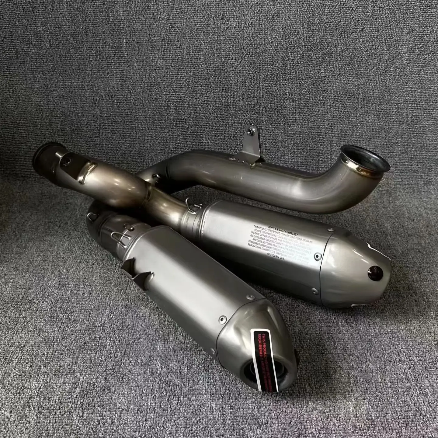 Sistema di Scarico per Moto V4 S/R con Modifica Completa in Titanio Doppio Silenziatore Inferiore per Panigale V4/Streetfighter V4 2025-