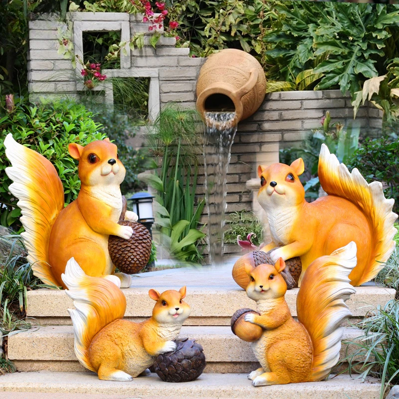 Fiberglass simulated squirrel ornaments, outdoor garden landscape sculptures, courtyard grass animal lawn ornaments