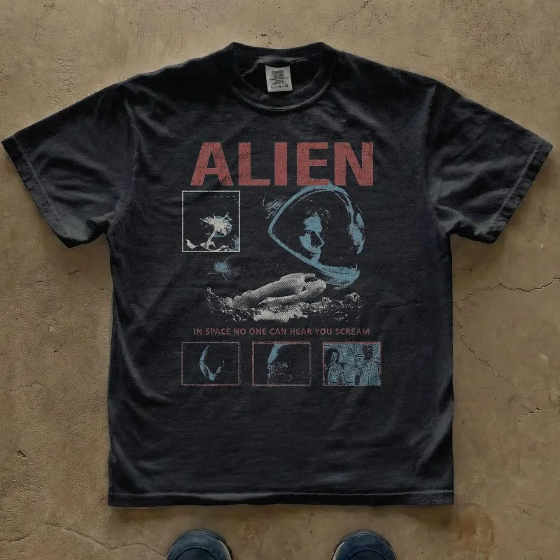 Alien Movie Poster T-shirt | Retro Sci-fi Pattern T-shirt for Women, Summer New Unisex Y2K Casual T-shirt