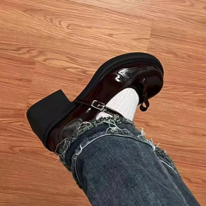 Thumbnail 4 - #5 Newest Loafers
