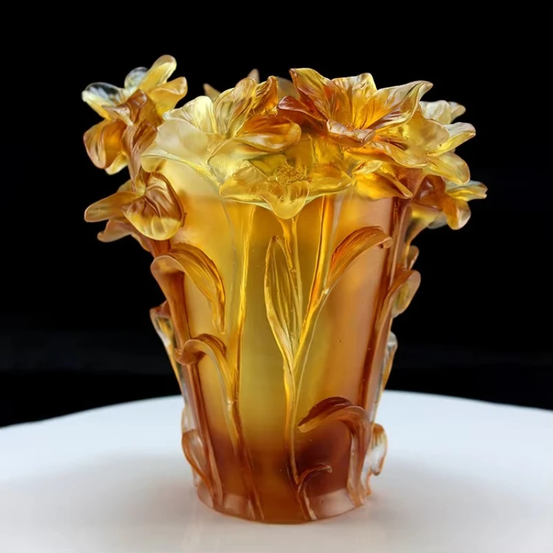 

Elegant frosted glass art decoration crystal vase art home