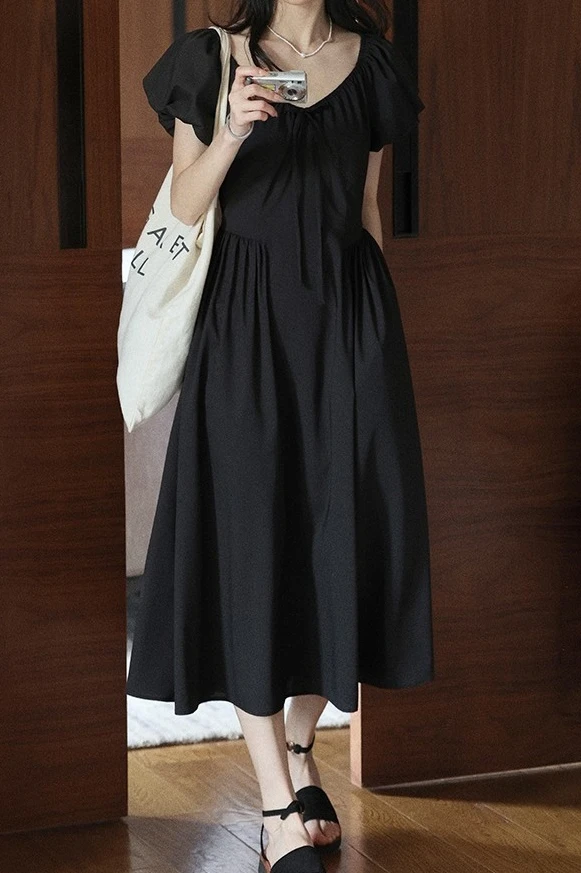 

Новое летнее женское платье 2026 года: с завышенной талией, рукавами-фонариками, V-образным вырезом, А-силуэт, для повседневной носки