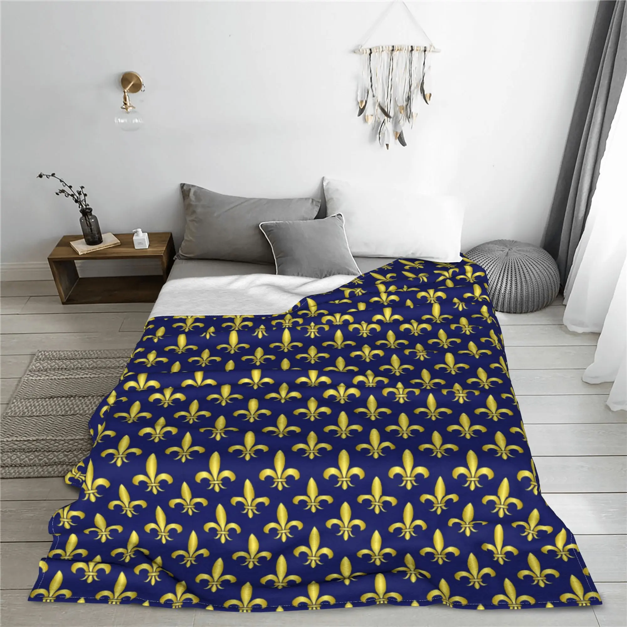 Gold Blue Fleur De Lis Royal Lily Blankets Warm Flannel Sofa Throw Blanket for Home Bedroom Office Throws Bedspread Quilt
