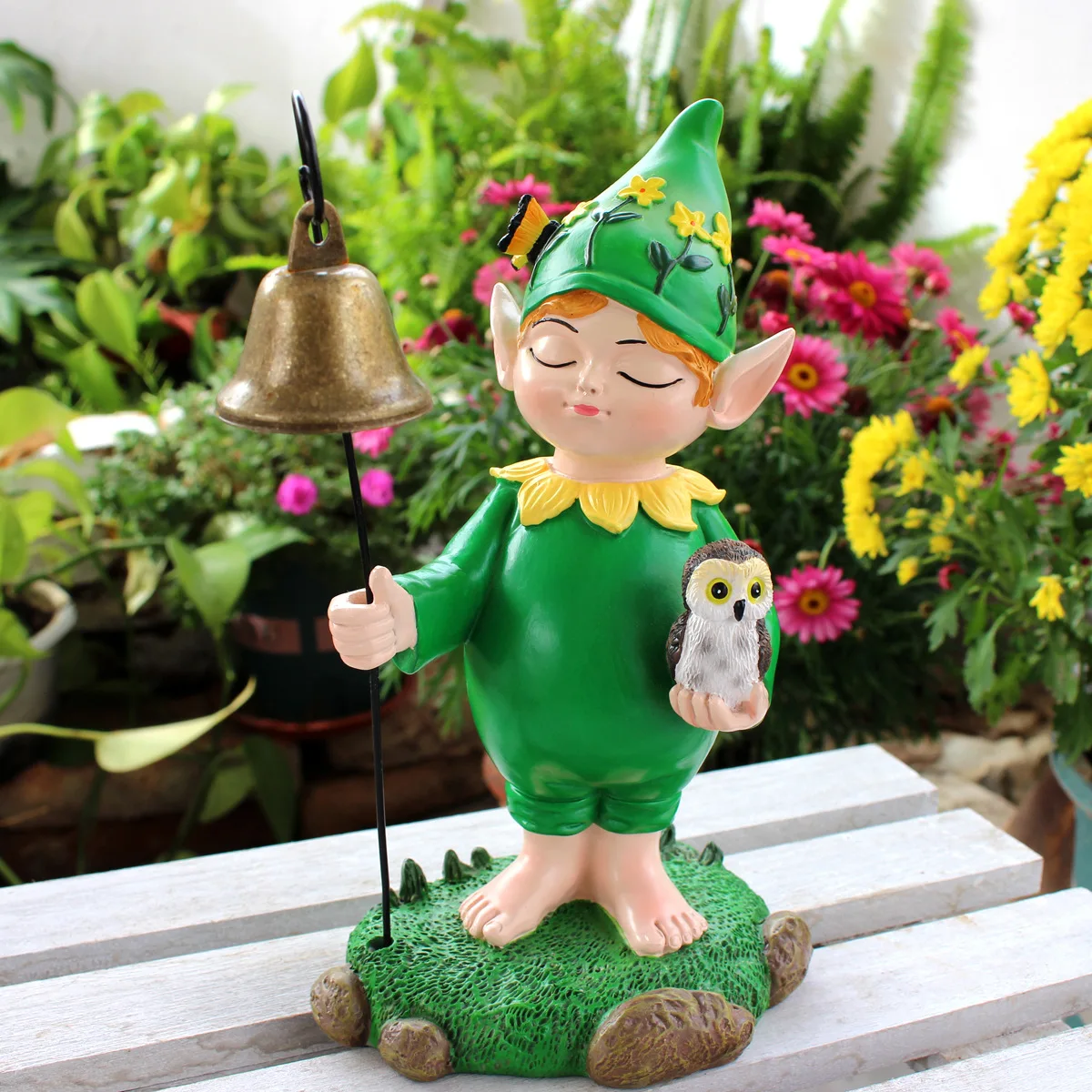 

‌Resin Dwarf & Fairy Statue Set - Whimsical Garden Decor for Patio & Balcony‌