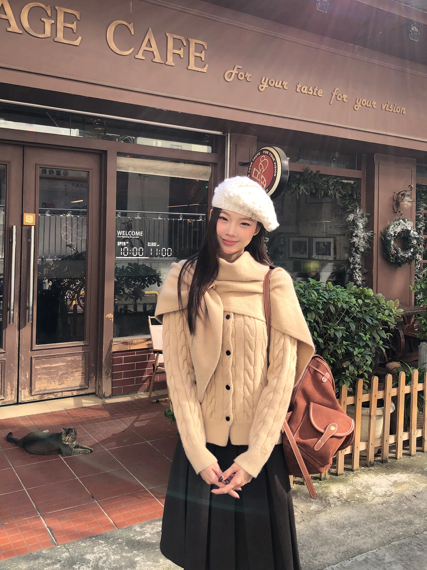 

Красный вязаный кардиган Celebri для женщин, новинка 2025 года, зимний модный топ, легкий свитер-жакет уникального дизайна