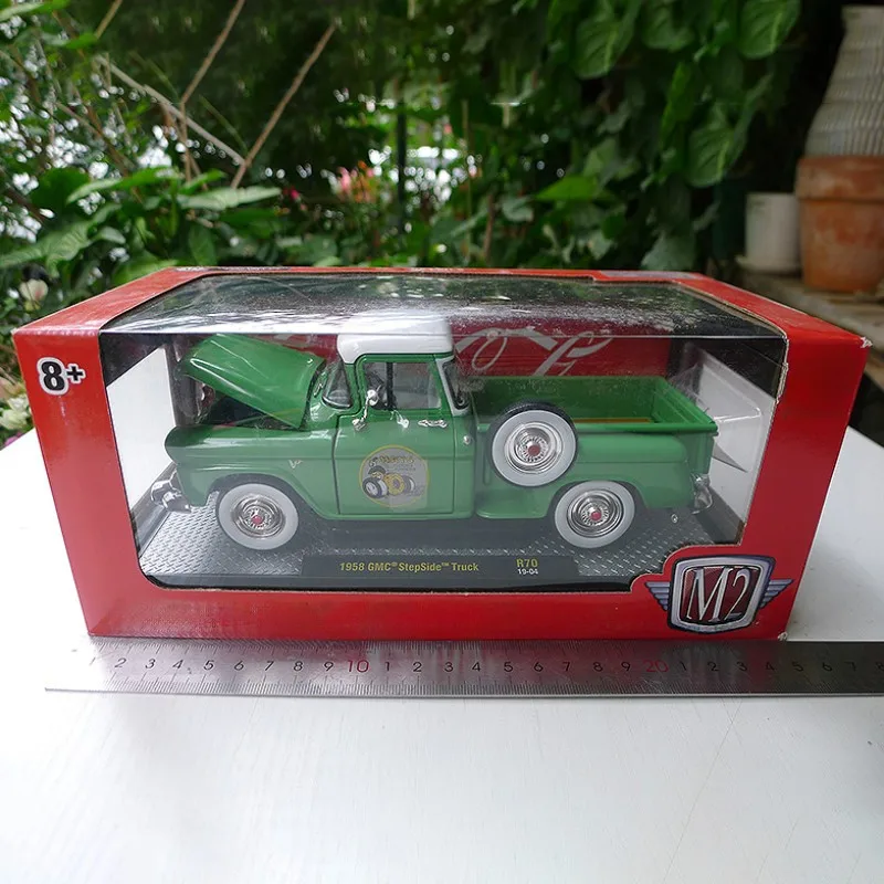 Modelo de coche de aleación de simulación StepSide Truck R70, decoración de camioneta, réplica de Metal fundido a presión, regalo para niño, coleccionable para adultos, 1958,1:24
