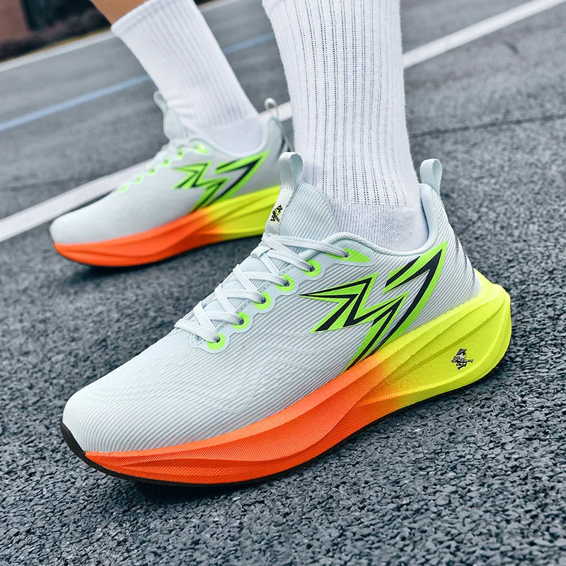 

New casual shoes for men and women, summer breathable mesh sports shoes, casual lightweight soft soled running shoes, sports sho