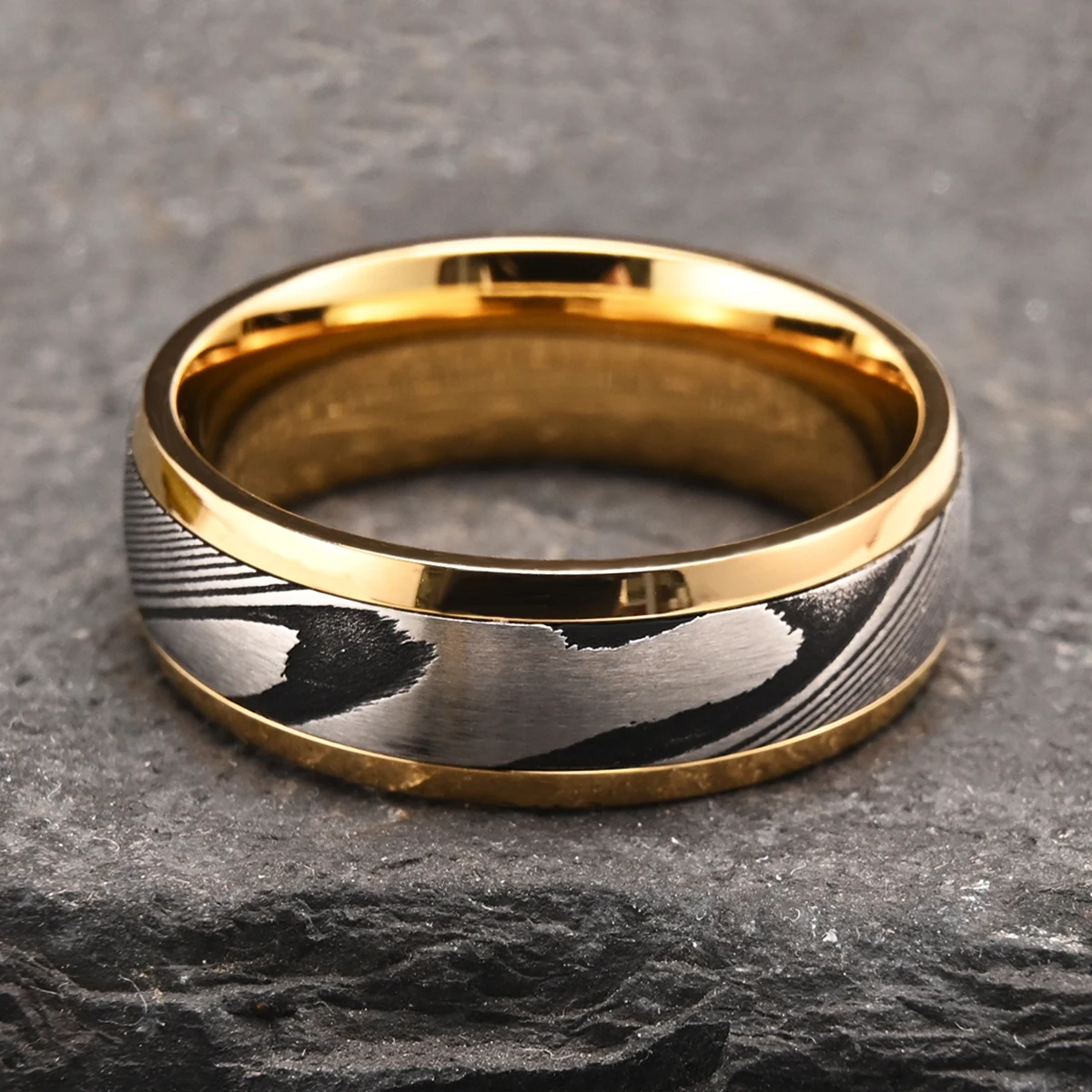 8MM Goldfarbener Damaszener Stahlring für Herren, Modeschmuck, Herren-Eheringe, Verlobungsringe, Versprechensringe, edle Geschenke, bequemer Sitz – Detail 6