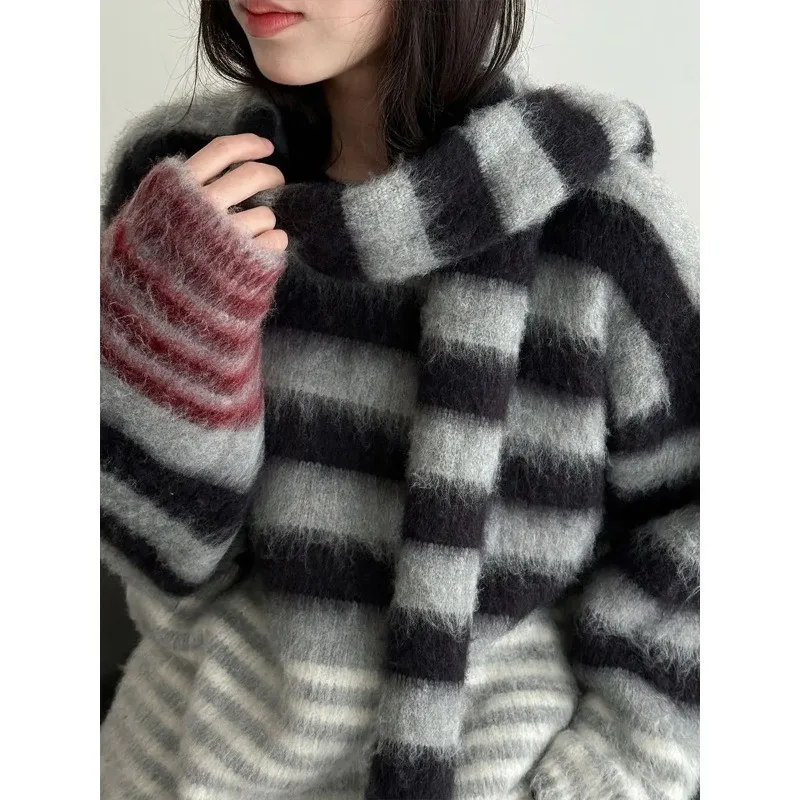 

Long Sleeve round Neck Pullover Autumn Winter Women's Vintage Striped Knitwear Set with Fleece Scarf Two-Piece Loose Fit
