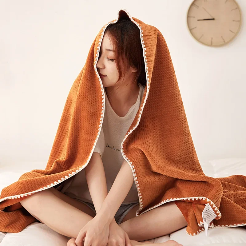 1pcs Solid Color Throw Blanket Perfect Stay Warm and Stylish with Our Milk Velvet for Office Naps and Cool Nights