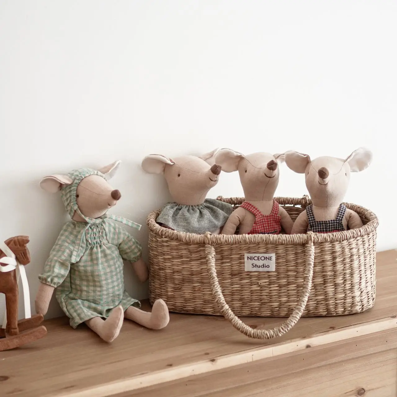 1PCS Soft Plush Bunny Baby Doll Rabbit Toy for Infants And Kids Photography Prop Holiday Gift And Room Decor