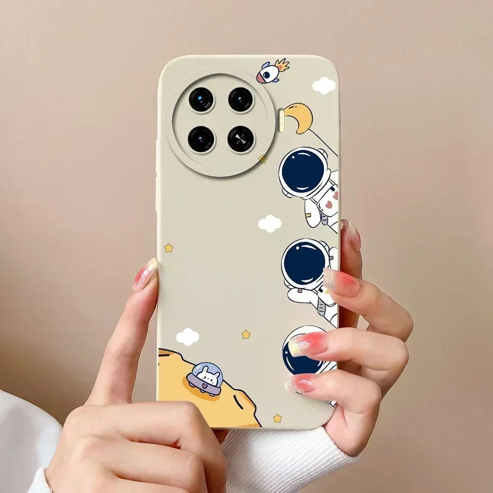 กรณีสําหรับ Tecno Spark 20 Pro PLUS 4G ฝาครอบโทรศัพท์น่ารักนักบินอวกาศซิลิโคนเหลวสําหรับ Tecno Spark20Pro PLUS 4G 4G Fundas