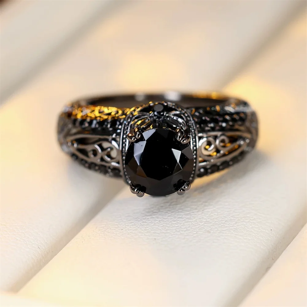 Antique Black Crystal Zircon Round Stone Hollow Flower Rings For Women Vintage Black Metal Engagement Bands Wedding Jewelry Gift