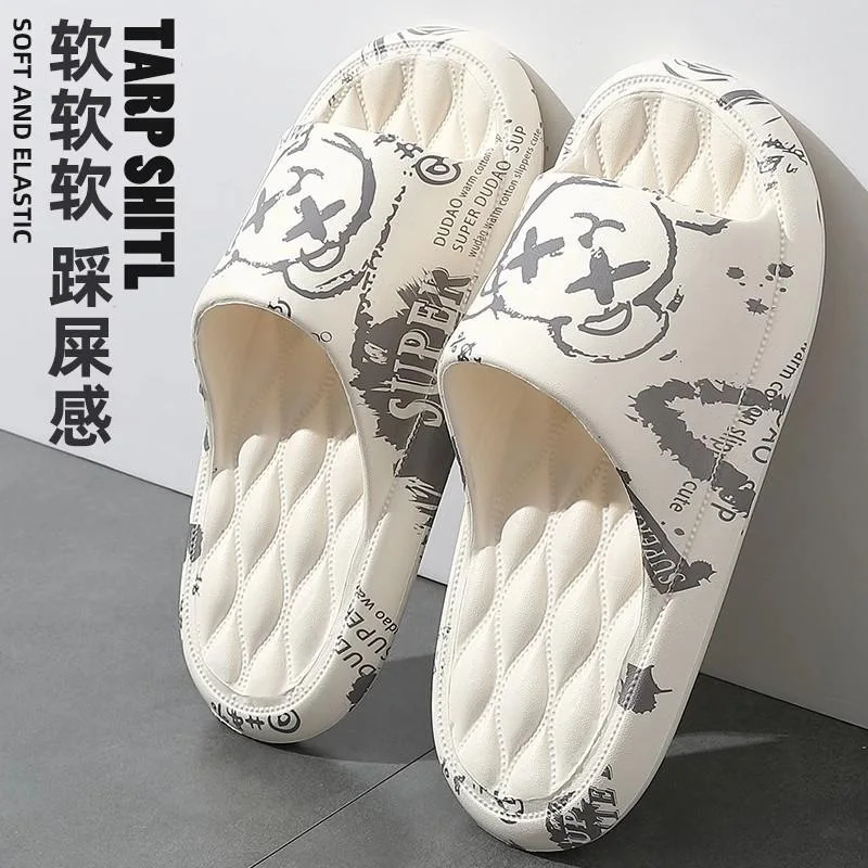 

2026 Summer New Fashion Men's Slippers Printting Little Bear Sandals Indoor Bathroom Non-slip Soft Men Dormitory Casual Shoes