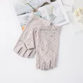 Butterfly-Grey