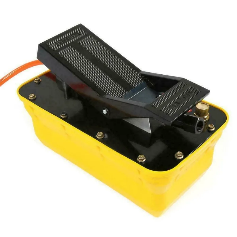 2.3L Pneumatic Hydraulic Foot Pedal Pump Air Foot Pump 3/8 NPT For Automobile Sheet Metal Beam Corrector Pump with Hose &Coupler
