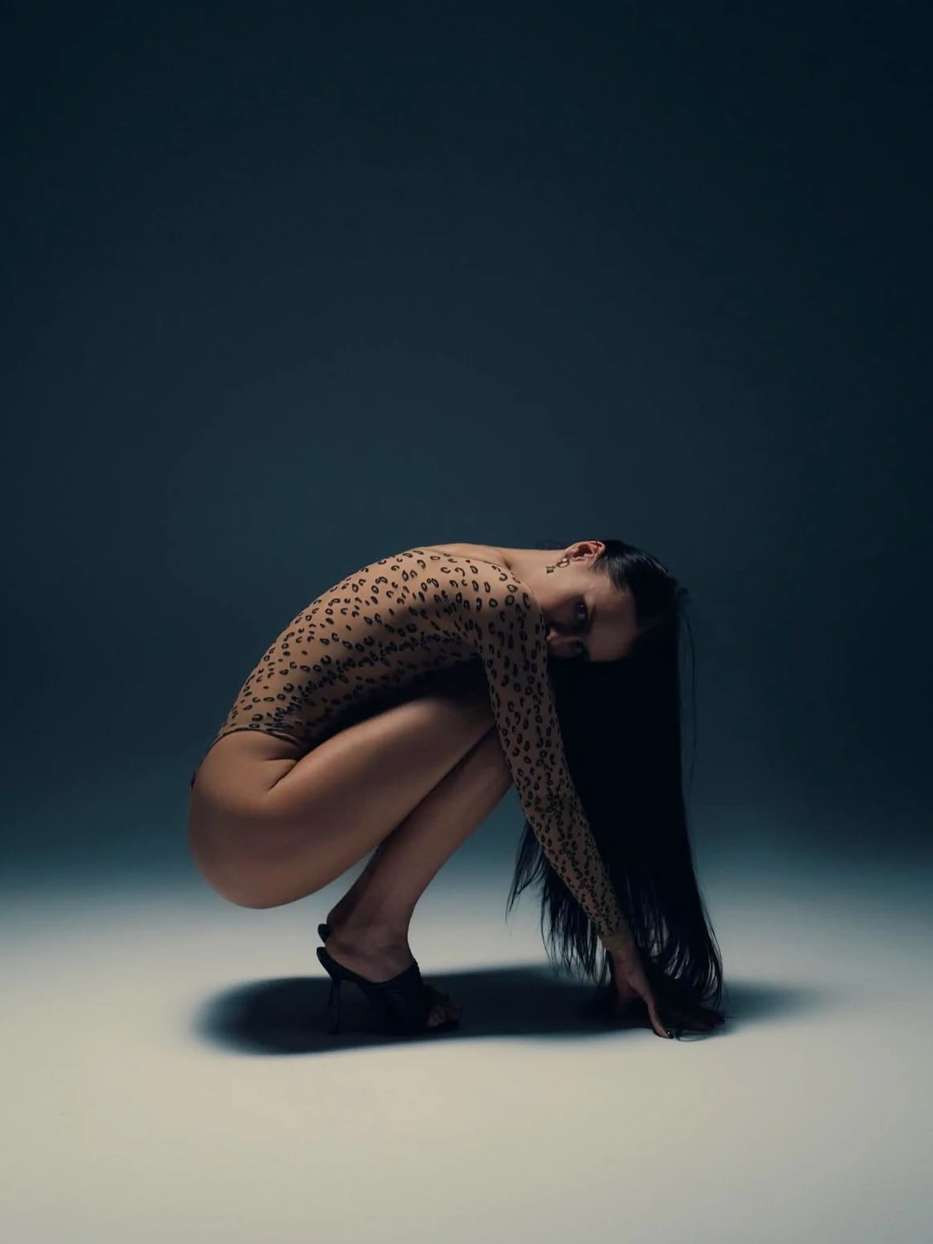 여성용 레이스 패턴 편안한 원피스 LT39 부드러운 원단 점프수트 우아한 올인원 디자인