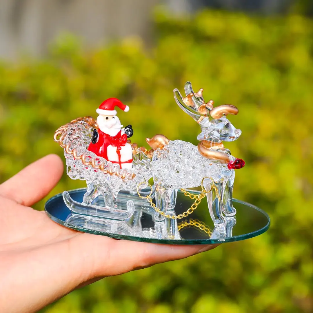 Blown Glass Santa Sleigh Figurines Collectible Glass Santa Claus Gives Gifts Ornament Indoor Decor Christmas Display