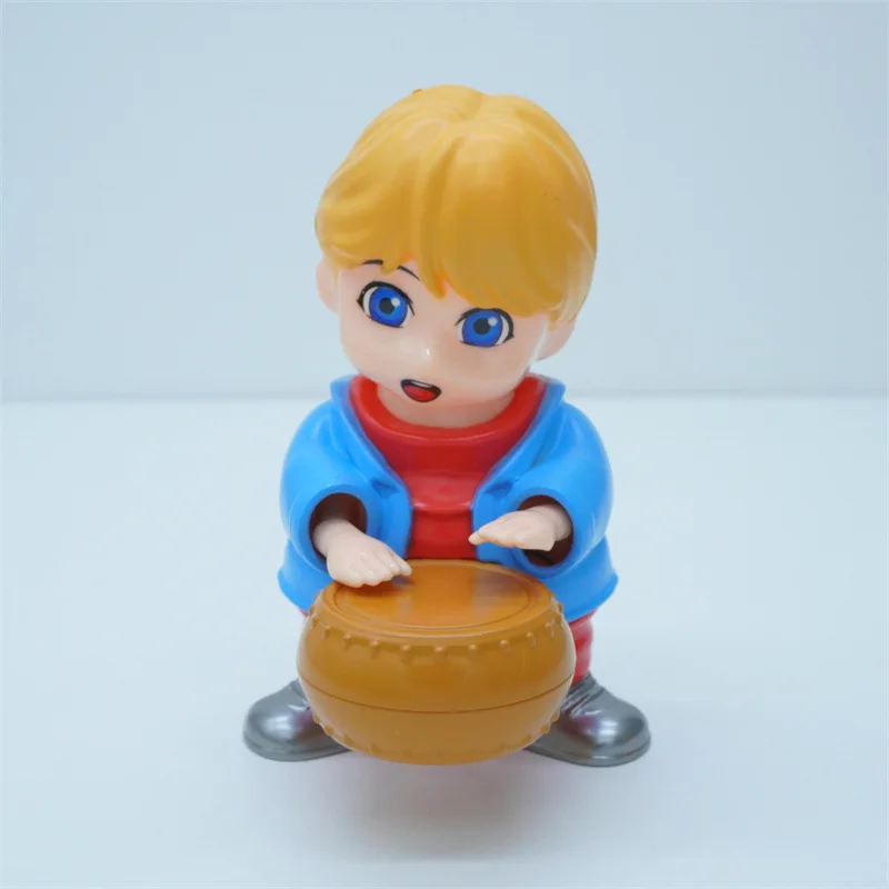 Nowe Kreskówkowe Anime Chłopcy Zabawki Solarne Kreatywne Śmieszne Bębniący Wstrząsający Głową Solarny Słodki Chłopiec Z Zapachem Cytryny Dekoracja Samochodu Domu