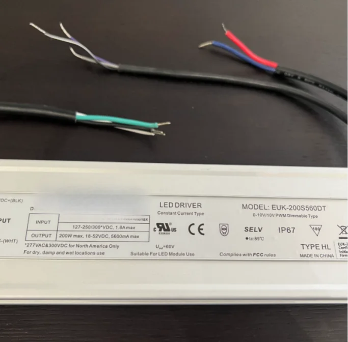 EUK-200S560DT street light power supply 200W constant current LED drive power supply voltage 18-52V