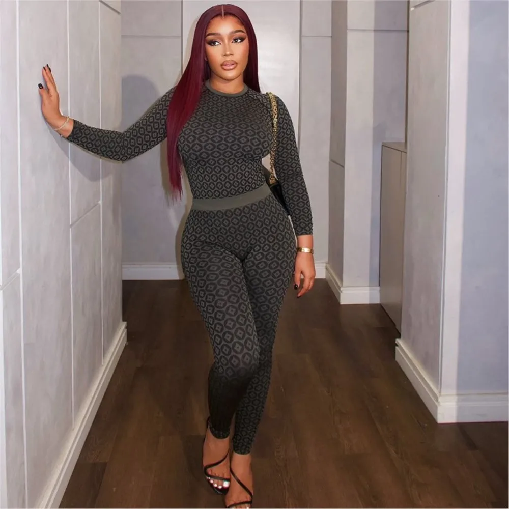 

Casual Home Women's Slim Fit Waist Cinched Jumpsuit Autumn Fashion Printed Round Neck Long Sleeved Jumpsuit Macacão Feminino