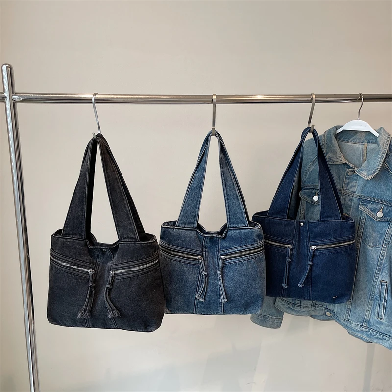 

Light Luxury Large Capacity Denim Shoulder Bag High Quality Casual Versatile Women's Bag Sewing Thread Casual Versatile Handbags
