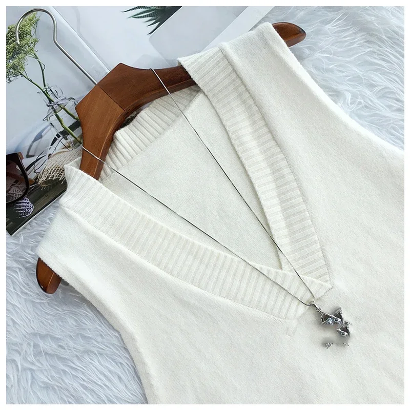 Women\'s Sweater Vest Sleeveless V Neck Basic Pink Autumn Winter Korean Fashion Loose Knitted Women\'s Jumper Knit Sweaters Tops