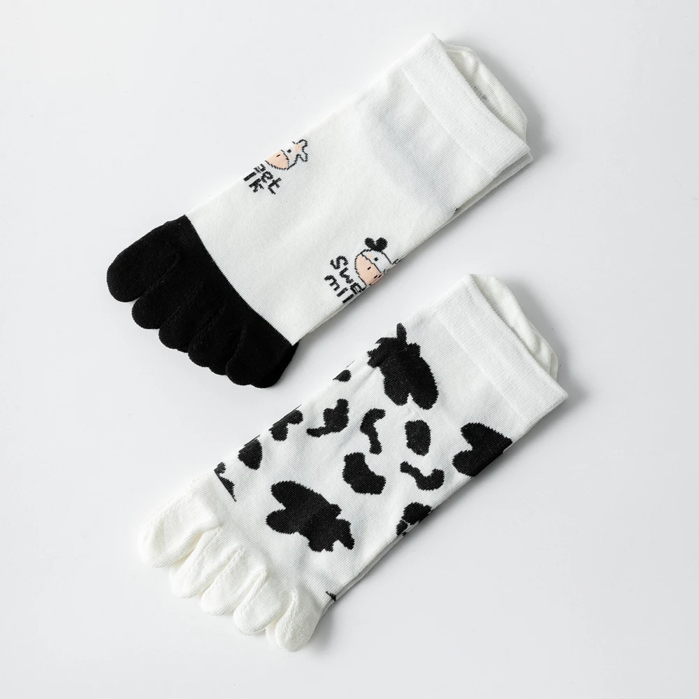 5 Pairs New Women\'s Five Finger Socks Sweet  Milk BlackWhite Stripes Cotton Summer Shallow Split Toe Socks Girls Sports Socks