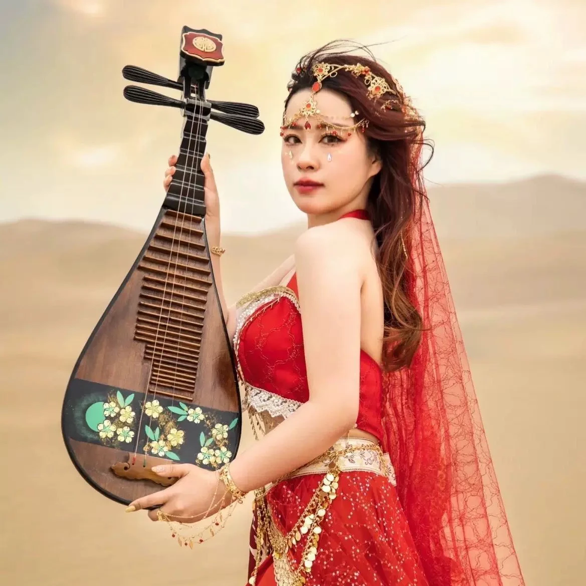 Retro painted pipa musical instrument creative home decoration porch ornament adult children professional playing ethnic musical